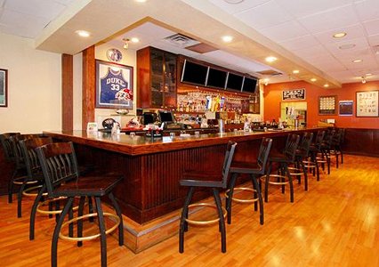 Clarion Bar